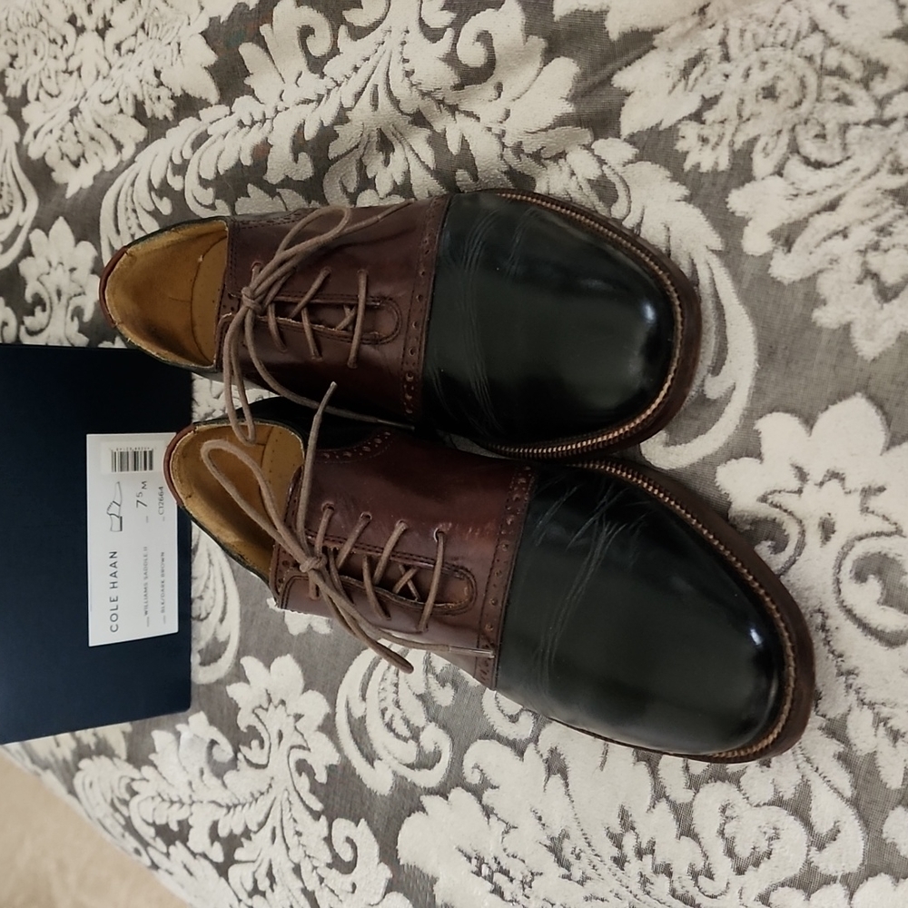 Mens dress shoe 7.5M Cole Haan Williams Saddle.II Black/dark Brown C12664 used